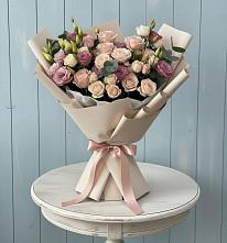 Букет цветов из:  Розы и Лизиантусы в Мурашах