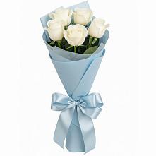 Букет 5 Белых роз Проуд в Мурашах