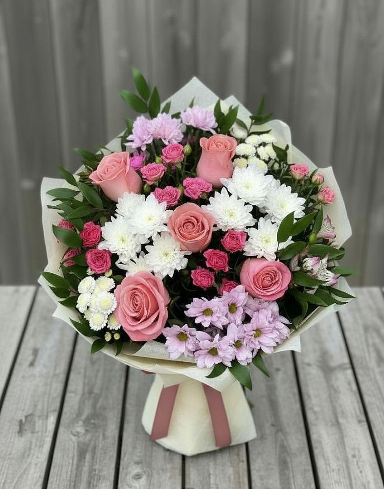 Букет цветов из: Альстромерии, Гвоздики, Розы и Хризантемы в Мурашах