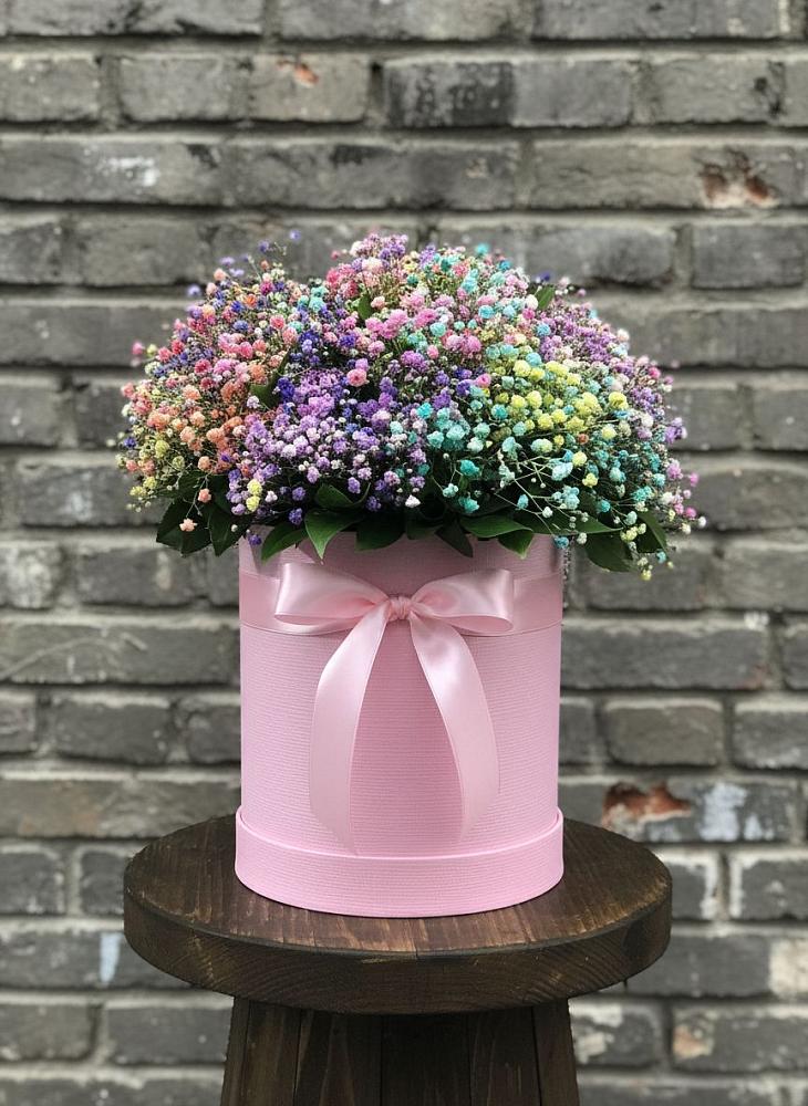 Цветочная композиция из Гипсофила и Розы в шляпной коробке в Мурашах