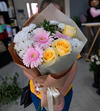 Букет цветов из:  Герберы, Розы и Хризантемы в Мурашах