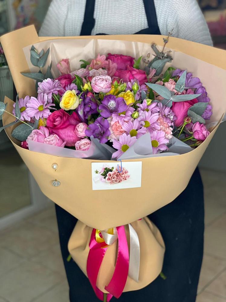 Букет цветов из: Хризантемы, Гвоздики и Альстромерии в Мурашах