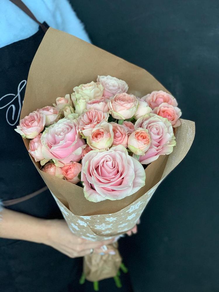 Букет цветов из: Хризантемы и Розы в Мурашах