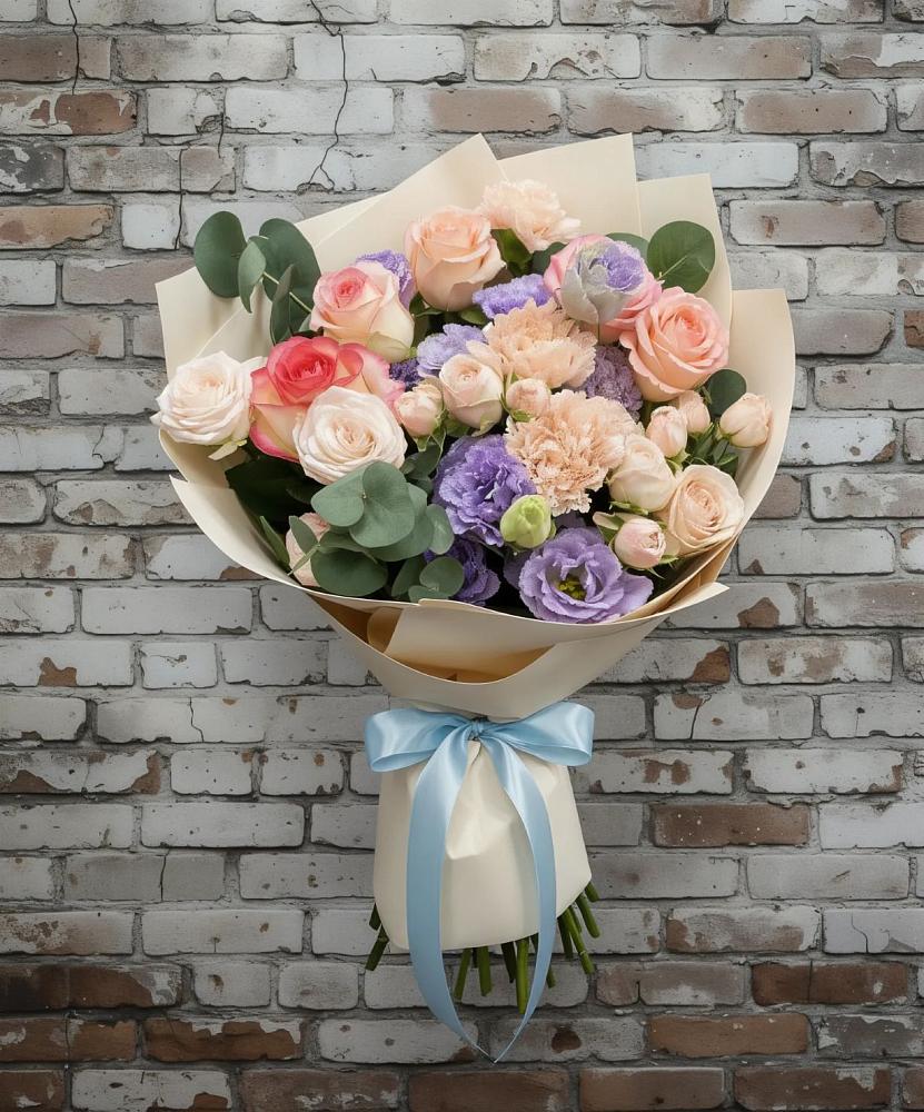 Букет цветов из: Розы, Лизиантусы и Гвоздики в Мурашах