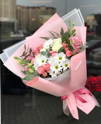Букет цветов из: Розы, Лизиантусы и Хризантемы в Мурашах