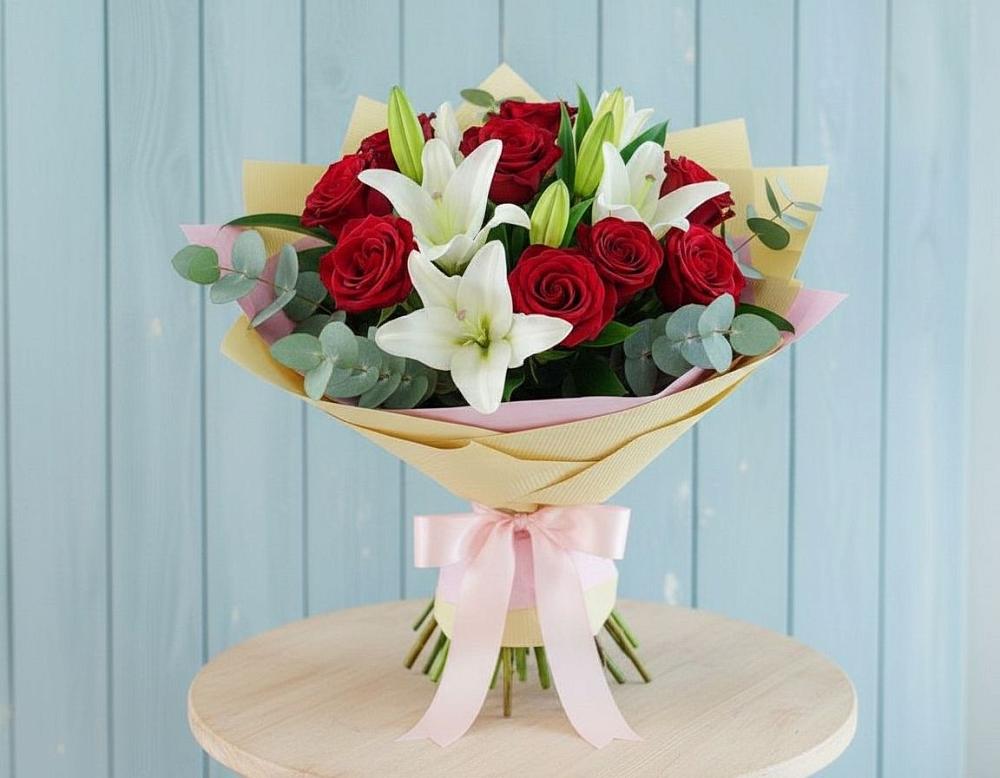 Букет цветов из: Лилии и Розы в Мурашах